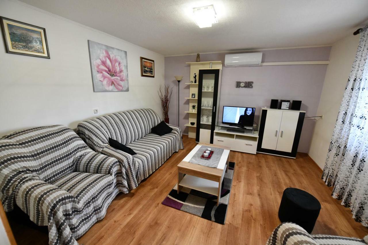 Holiday Home Miramary Trilj Buitenkant foto
